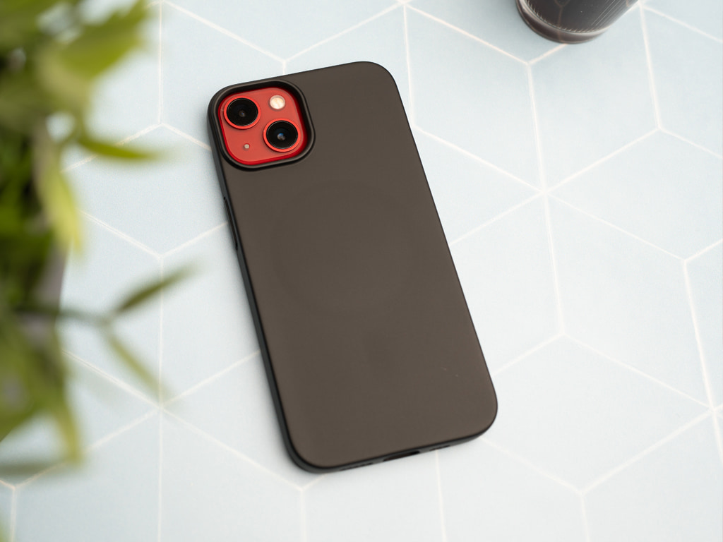 Silikonový kryt na iPhone 13 - Černý - 2